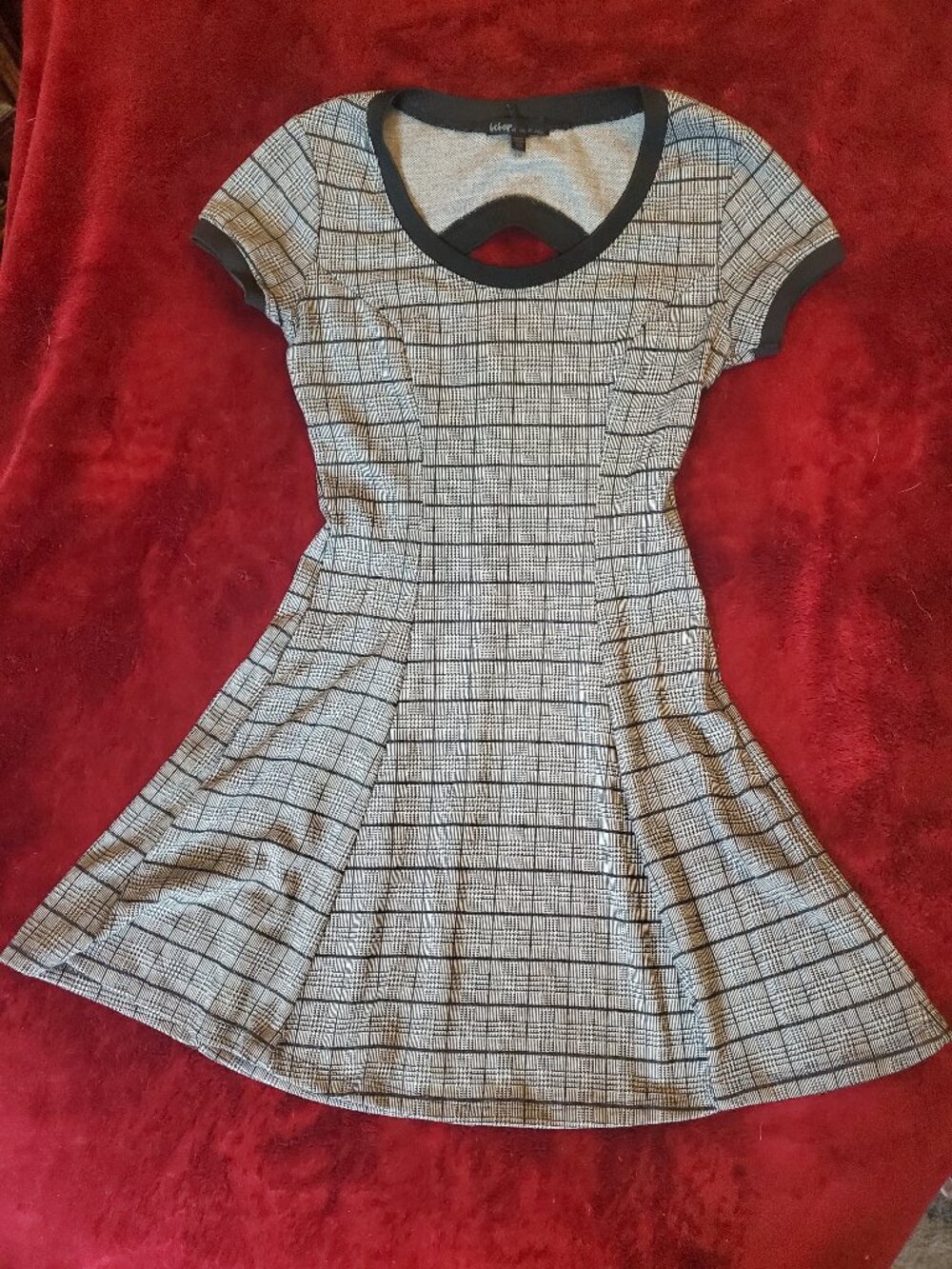 Bebop Fit and Flare plaid short sleeve cutout skater dress Women's XS EUC